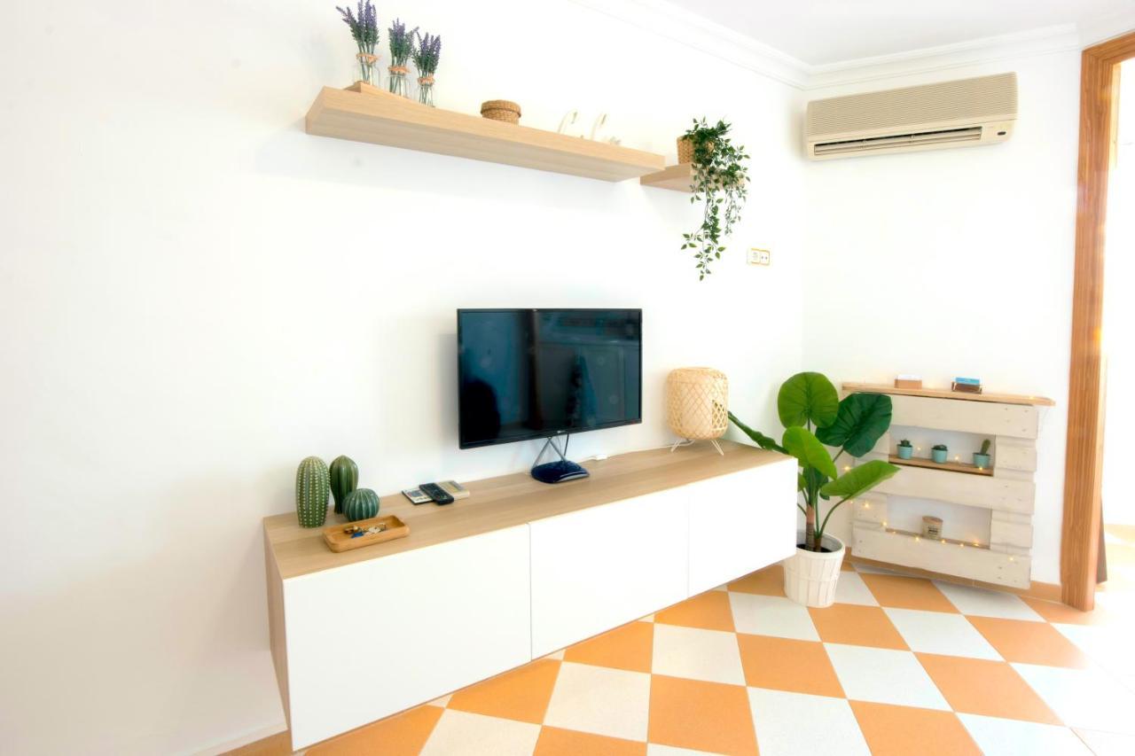 Nice And Cozy Studio At The Beachfront Benalmádena Exterior foto